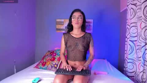 victoriameller online show from 11-13-25, 10:41