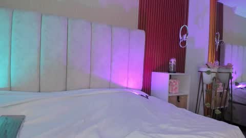 Maria Victoria online show from 09-09-25, 11:54