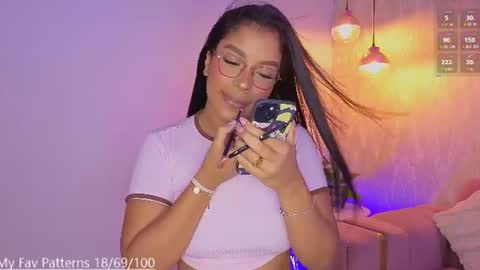 Snapshot of victoriaregia1 chatting on 07-21-26, 11:34 Maria Victoria online show from 07-21-26, 11:34