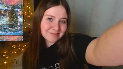 Snapshot of victoriassecrets_ chatting on 01-10-26, 05:26 victoriassecrets_ online show from 01-10-26, 05:26