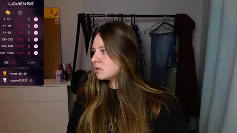 Snapshot of victoriassecrets_ chatting on 01-31-26, 07:11 victoriassecrets_ online show from 01-31-26, 07:11