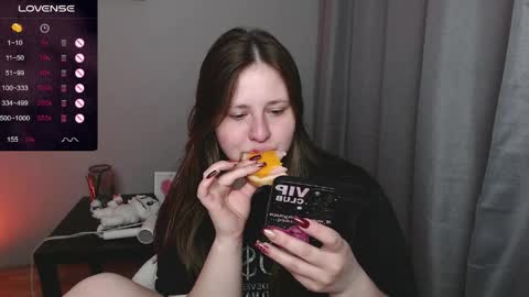 Snapshot of victoriassecrets_ chatting on 04-04-26, 05:43 victoriassecrets_ online show from 04-04-26, 05:43