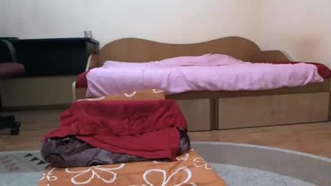 Watchers Wife online show from 04-01-26, 08:17