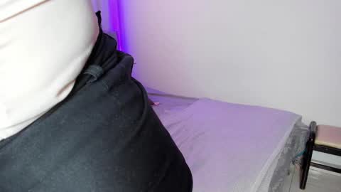 Victoria online show from 02-12-25, 05:16