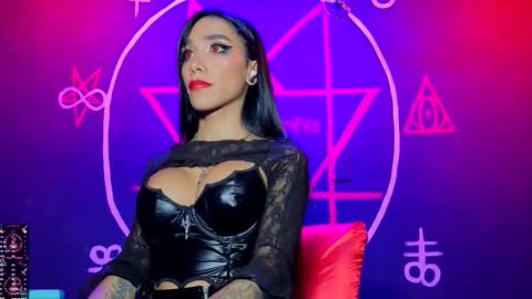 Snapshot of victoriavampire666 chatting on 10-09-25, 01:14 Victoria Vampire online show from 10-09-25, 01:14