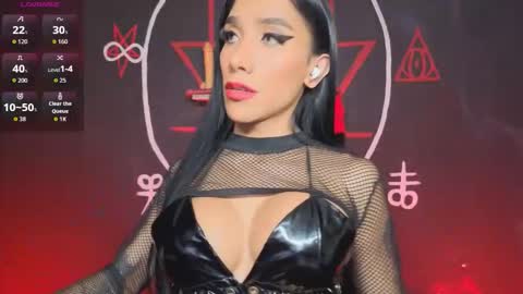 Snapshot of victoriavampire666 chatting on 01-13-26, 01:44 Victoria Vampire online show from 01-13-26, 01:44