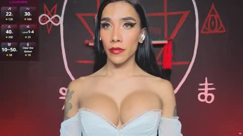 Snapshot of victoriavampire666 chatting on 01-15-26, 02:27 Victoria Vampire online show from 01-15-26, 02:27