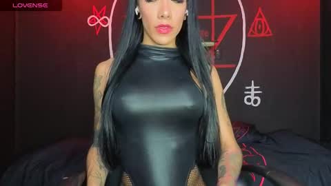 Snapshot of victoriavampire666 chatting on 02-04-26, 12:38 Victoria Vampire online show from 02-04-26, 12:38