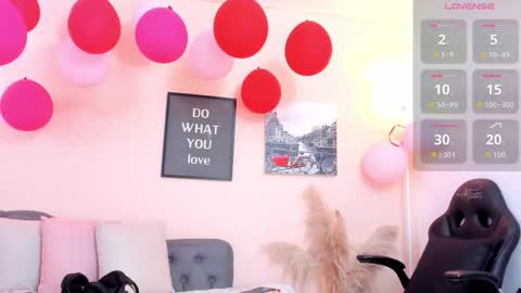 Victoriazans online show from 02-14-26, 03:47