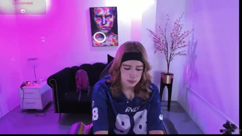 Victoria.  online show from 05-30-26, 12:24