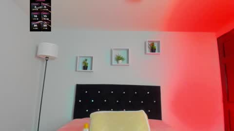 victoriia_rose_ online show from 04-25-26, 01:25