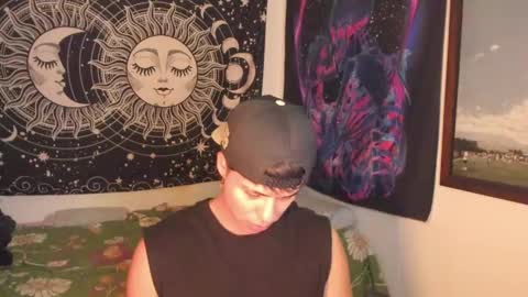 Snapshot of victorino_jhonson chatting on 01-09-25, 01:18 Victorino Jhonson online show from 01-09-25, 01:18