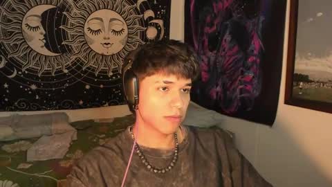 Snapshot of victorino_jhonson chatting on 01-10-25, 06:09 Victorino Jhonson online show from 01-10-25, 06:09