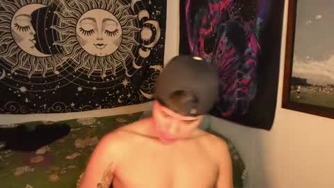 Snapshot of victorino_jhonson chatting on 01-28-25, 09:50 Victorino Jhonson online show from 01-28-25, 09:50