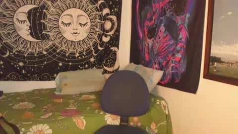 Snapshot of victorino_jhonson chatting on 02-13-25, 11:47 Victorino Jhonson online show from 02-13-25, 11:47