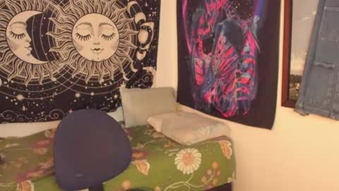 Snapshot of victorino_jhonson chatting on 02-18-25, 08:03 Victorino Jhonson online show from 02-18-25, 08:03