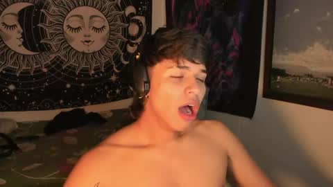 Snapshot of victorino_jhonson chatting on 03-01-25, 04:15 Victorino Jhonson online show from 03-01-25, 04:15