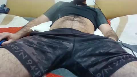 Snapshot of victoriousdevil chatting on 12-19-25, 10:44 victoriousdevil online show from 12-19-25, 10:44