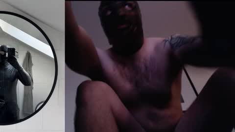 Snapshot of victorqvistoo chatting on 03-15-26, 04:07 qvistoo online show from 03-15-26, 04:07