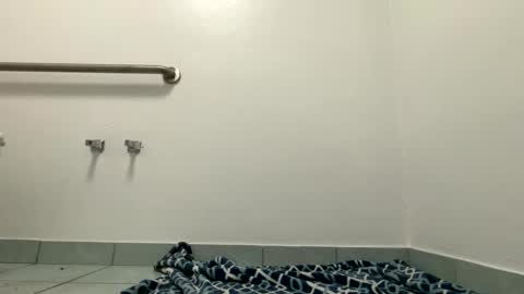 Snapshot of victoryd007 chatting on 01-12-26, 05:56 victoryd007 online show from 01-12-26, 05:56