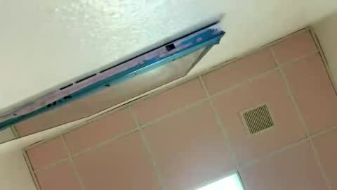 Snapshot of victoryd007 chatting on 01-15-26, 04:28 victoryd007 online show from 01-15-26, 04:28