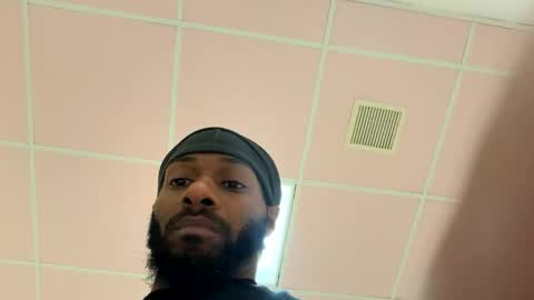 Snapshot of victoryd007 chatting on 01-18-26, 05:44 victoryd007 online show from 01-18-26, 05:44