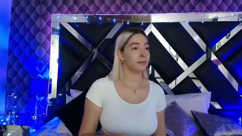 victtoria lee online show from 04-28-26, 07:08