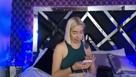 victtoria lee online show from 07-21-26, 07:38