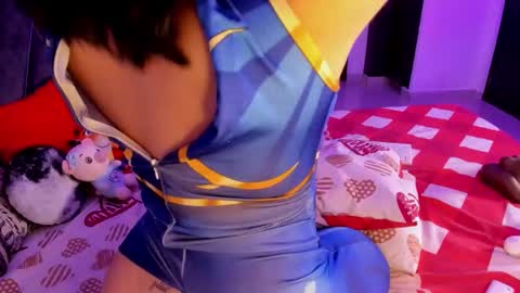 Moon online show from 09-30-25, 05:01