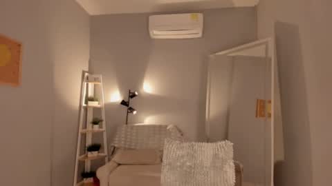 Karla online show from 02-26-25, 03:52