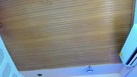 Viiolett online show from 10-15-25, 08:53