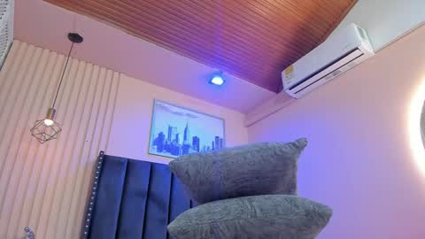 Viiolett online show from 01-13-26, 08:25