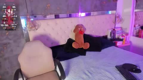 Snapshot of viiolettlopez chatting on 09-13-25, 01:33 Violet online show from 09-13-25, 01:33