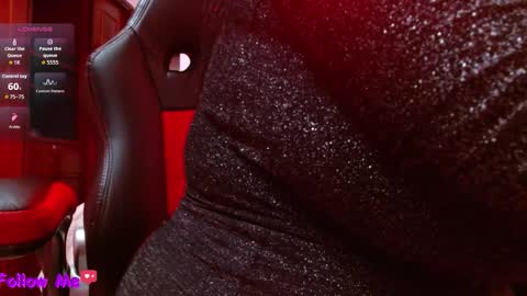 Snapshot of viiolleta chatting on 12-13-25, 07:53 viioleta online show from 12-13-25, 07:53