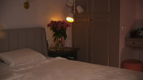 Snapshot of vika54784 chatting on 05-22-26, 05:47 vika54784 online show from 05-22-26, 05:47