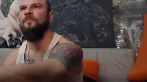 Snapshot of viking_me chatting on 01-12-25, 07:10 viking online show from 01-12-25, 07:10