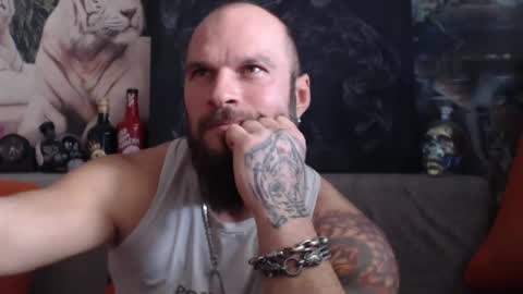 Snapshot of viking_me chatting on 01-15-25, 10:06 viking online show from 01-15-25, 10:06