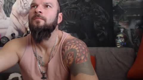 Snapshot of viking_me chatting on 01-19-25, 07:36 viking online show from 01-19-25, 07:36