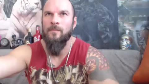 Snapshot of viking_me chatting on 01-20-25, 10:07 viking online show from 01-20-25, 10:07