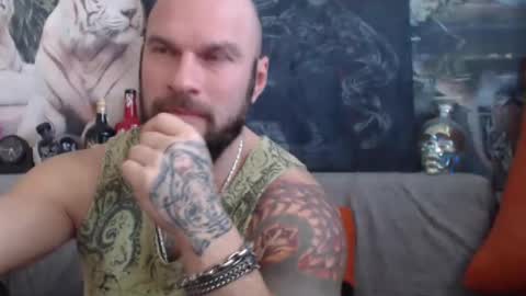 Snapshot of viking_me chatting on 01-24-25, 10:11 viking online show from 01-24-25, 10:11