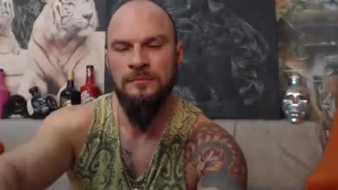 Snapshot of viking_me chatting on 01-29-25, 08:35 viking online show from 01-29-25, 08:35