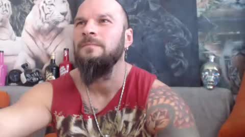 Snapshot of viking_me chatting on 02-09-25, 11:47 viking online show from 02-09-25, 11:47