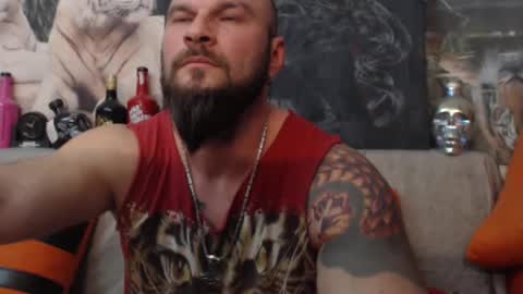 Snapshot of viking_me chatting on 02-14-25, 07:23 viking online show from 02-14-25, 07:23