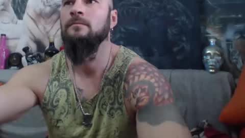 Snapshot of viking_me chatting on 02-16-25, 07:15 viking online show from 02-16-25, 07:15