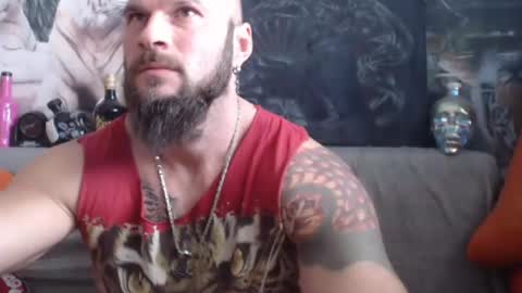 Snapshot of viking_me chatting on 02-17-25, 11:02 viking online show from 02-17-25, 11:02