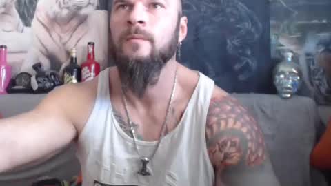 Snapshot of viking_me chatting on 02-20-25, 08:39 viking online show from 02-20-25, 08:39