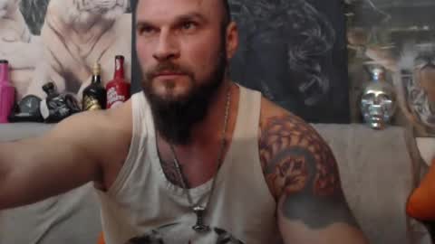 Snapshot of viking_me chatting on 02-22-25, 07:14 viking online show from 02-22-25, 07:14