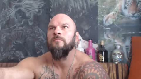 Snapshot of viking_me chatting on 09-25-25, 07:12 viking online show from 09-25-25, 07:12