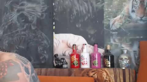 Snapshot of viking_me chatting on 09-28-25, 10:20 viking online show from 09-28-25, 10:20