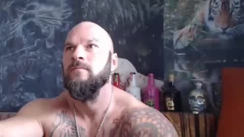 Snapshot of viking_me chatting on 10-02-25, 09:27 viking online show from 10-02-25, 09:27